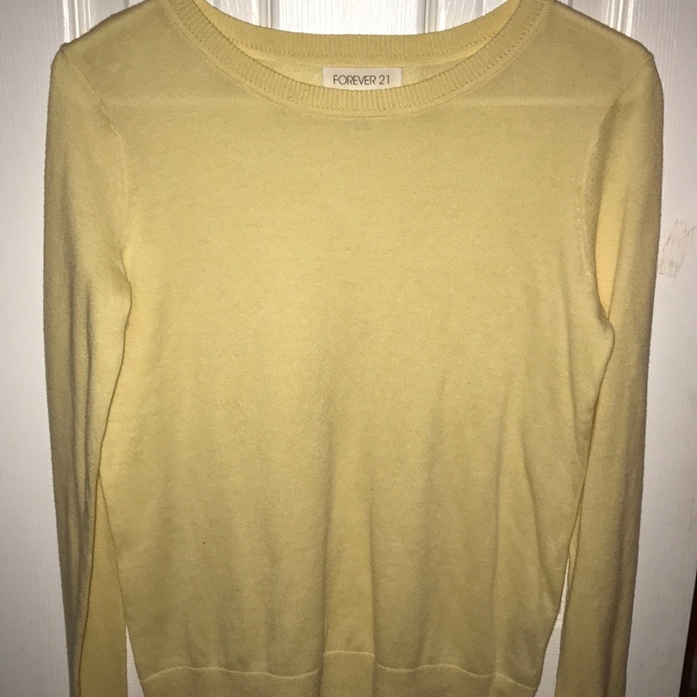 Thin sweater